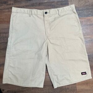 Dickies Men Khaki Work Shorts Relaxed Fit Multi-Pocket Tan Size 40